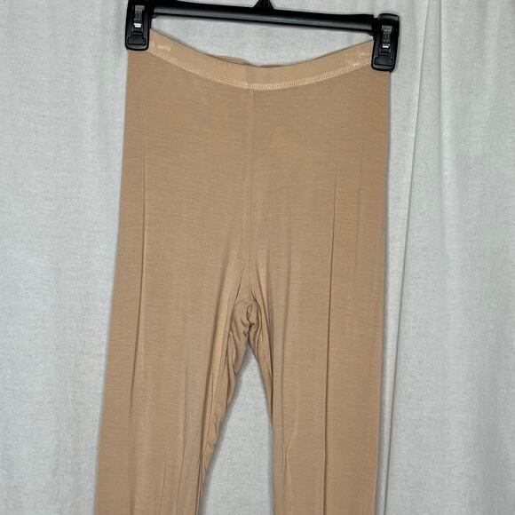 Naked Wardrobe NWT Beige Soft Stretchy High Rise Leggings Size Small‎ - Picture 2 of 7